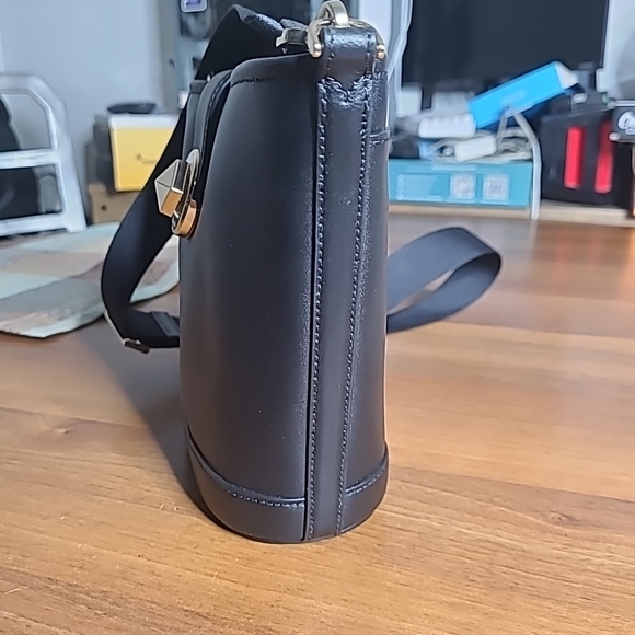 Kate Spade Black Audrey Mini Bucket Crossbody Bag K8103 $329 - Picture 3 of 14